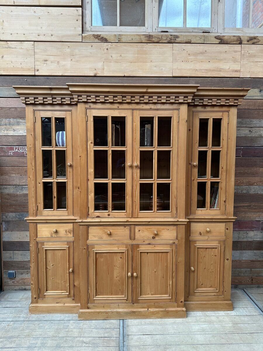 Pine shop display cabinet