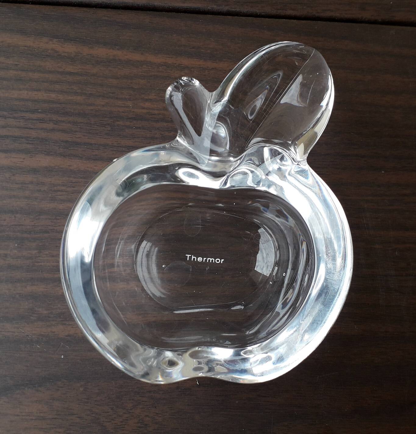 Vide poche ou cendrier pomme