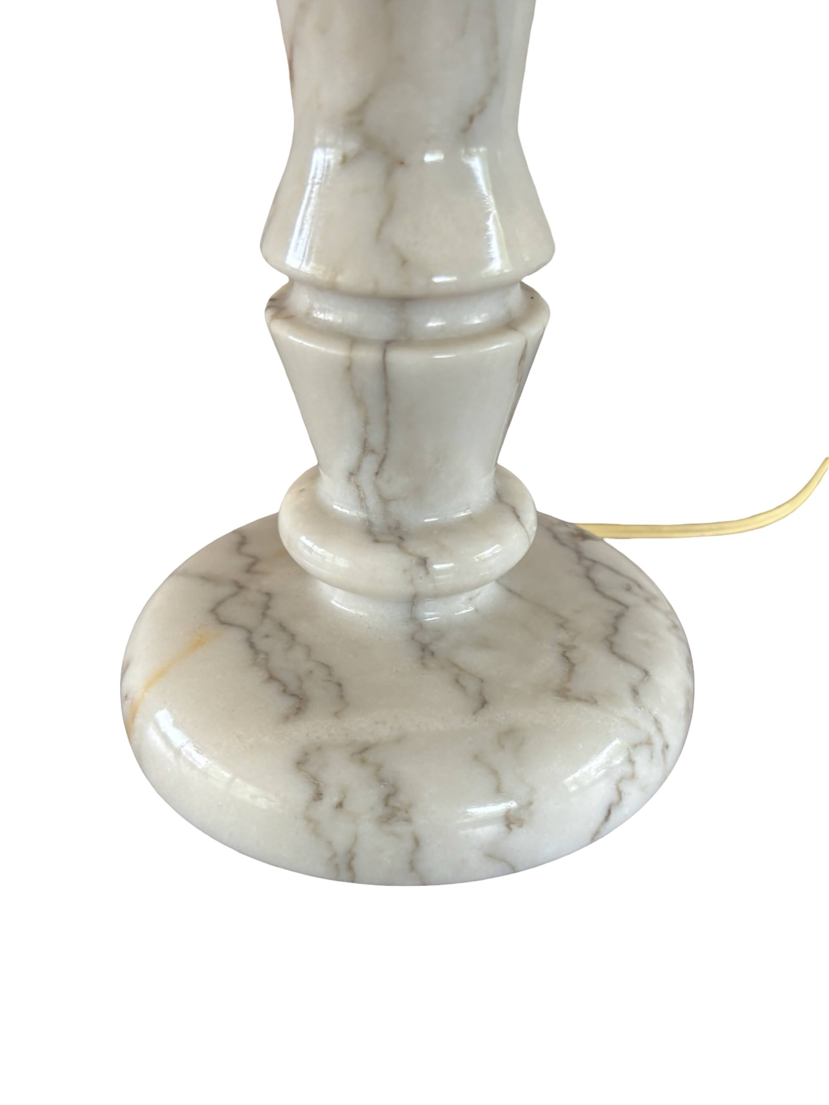 Vintage table lamp alabaster lamp, Italy 1960 minimalist