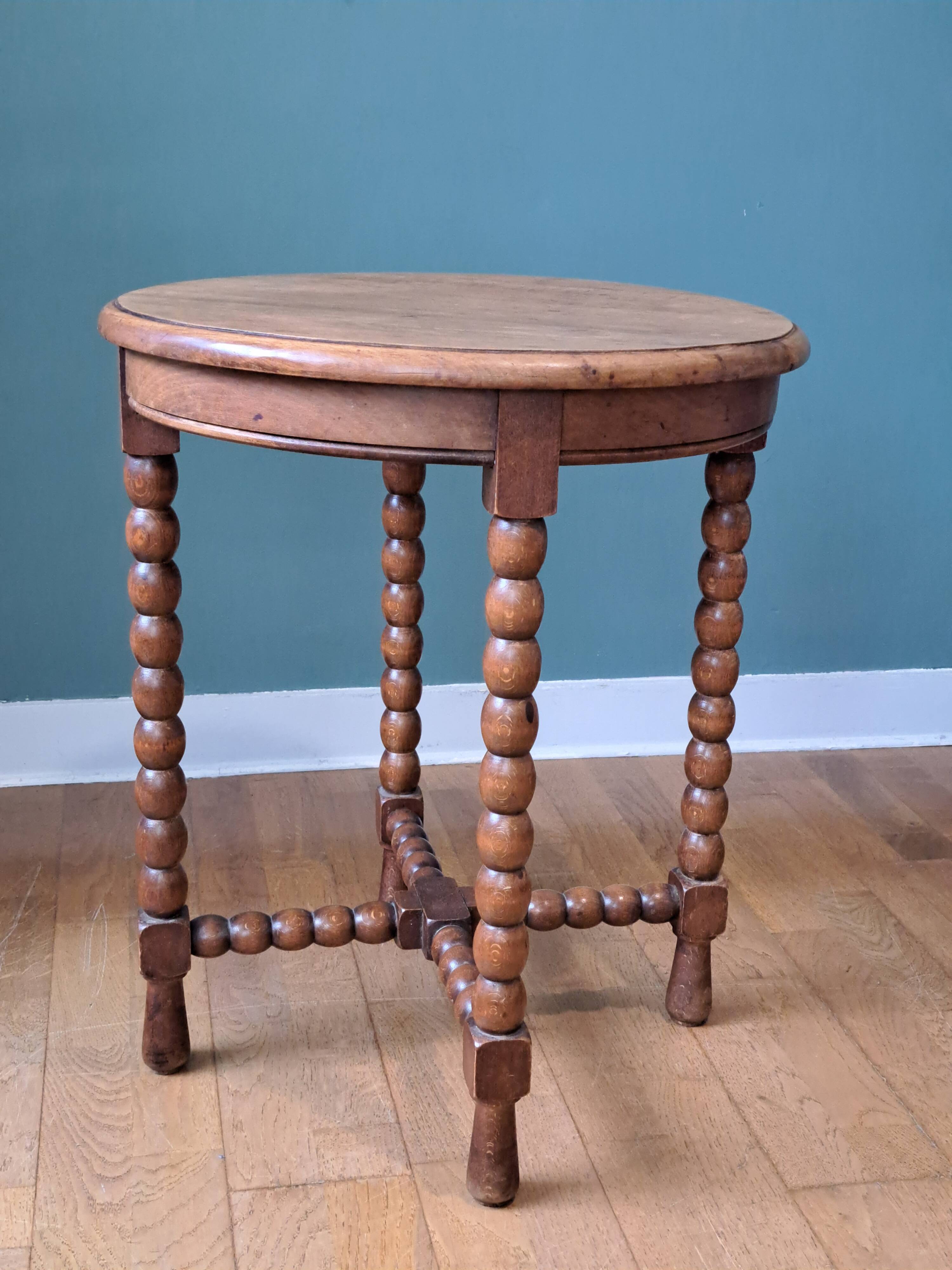 Side table with turned wooden legs