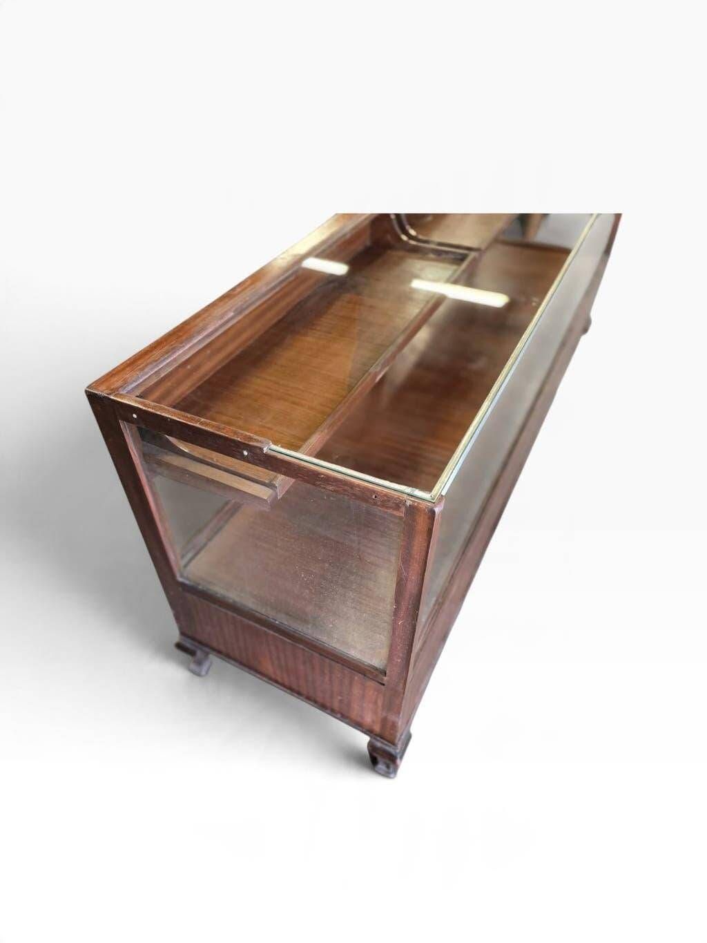 Comptoir de magasin/vitrine/présentoir vintage en bois