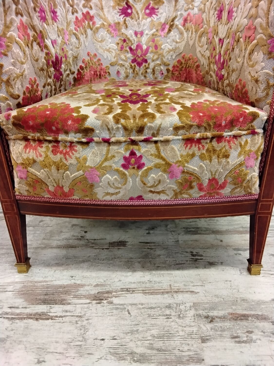 Convertible armchair