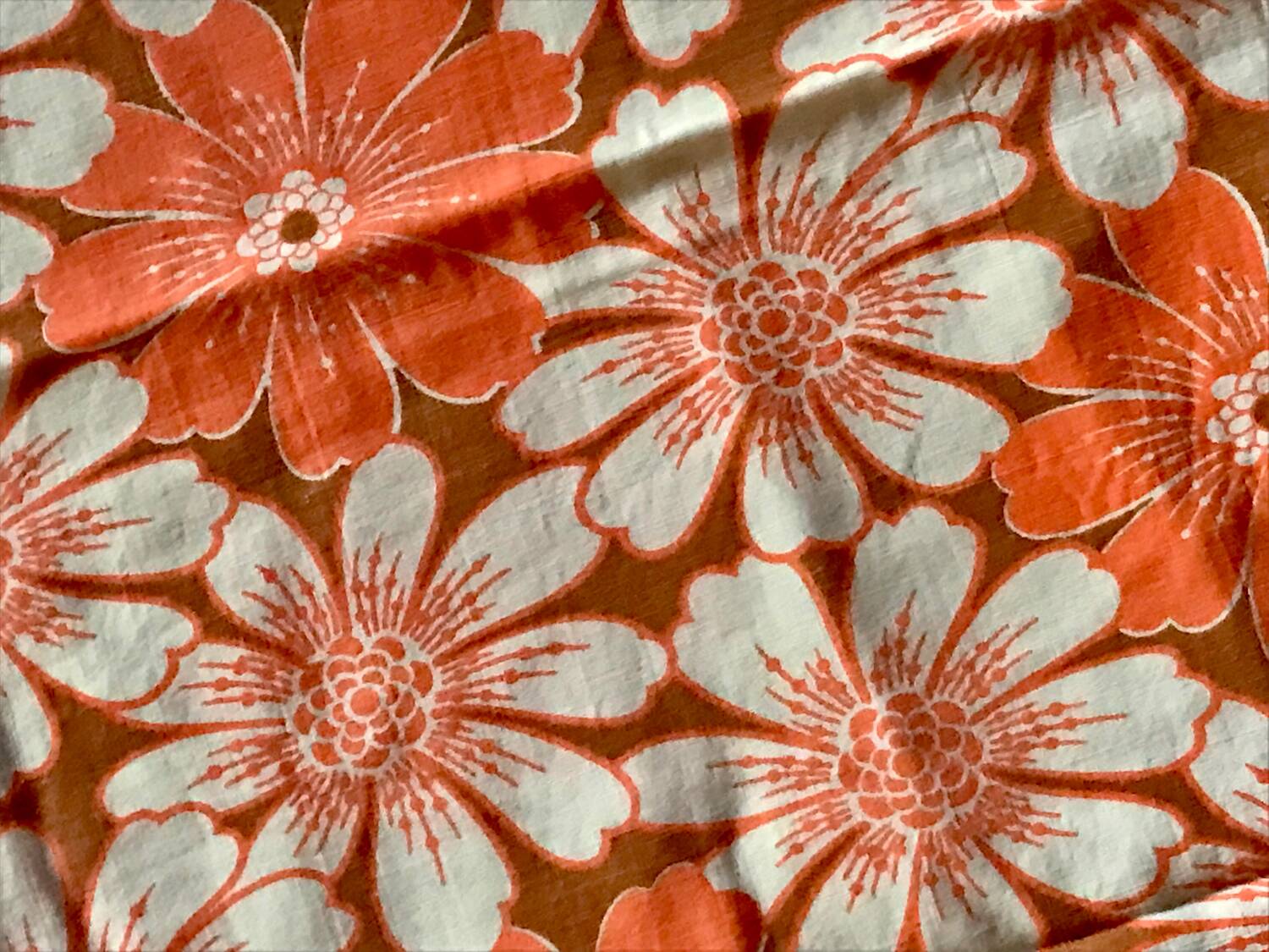 Seventies floral pillowcases