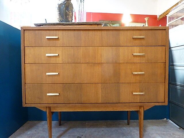 Modernist drawers 4 drawers and brass handles. 1960
