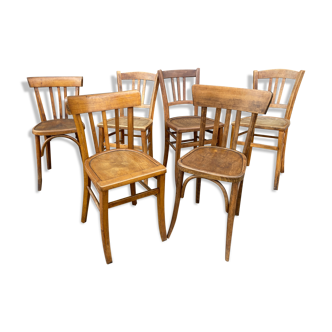 Lot 6 chaises bistrot dépareillées bois courbé