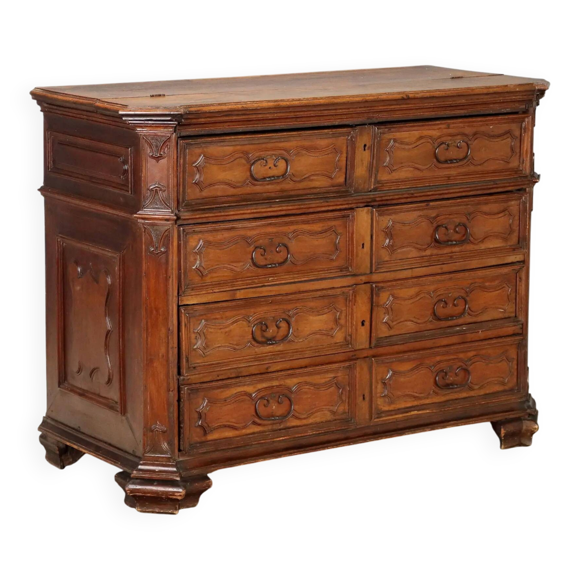Antique baroque walnut commode, Italy, 18th century