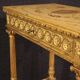 Table d'appoint laquée et dorée française par Sormani dans le style Louis XVI