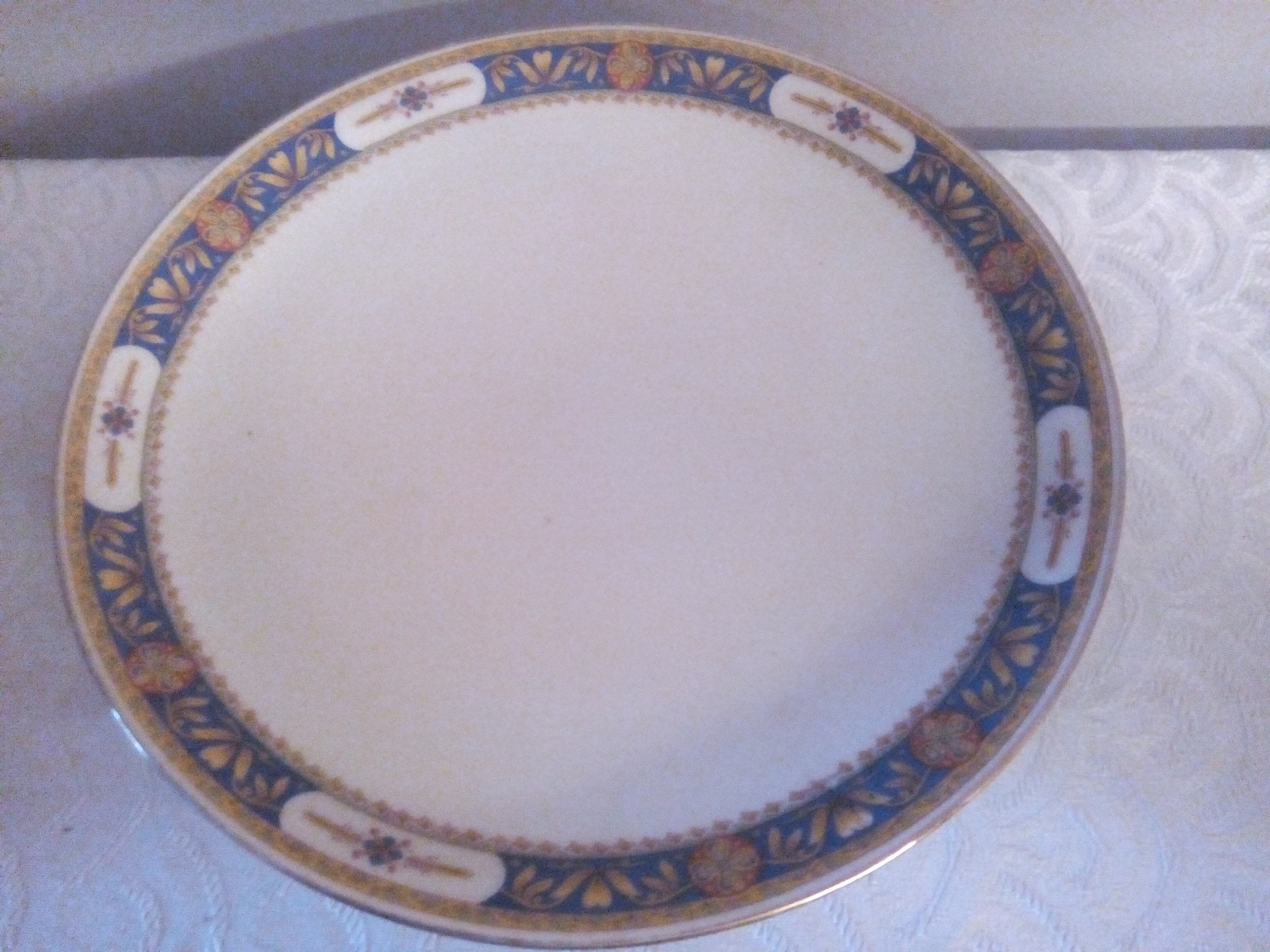 Cake dish on heel Porcelain from LIMOGES