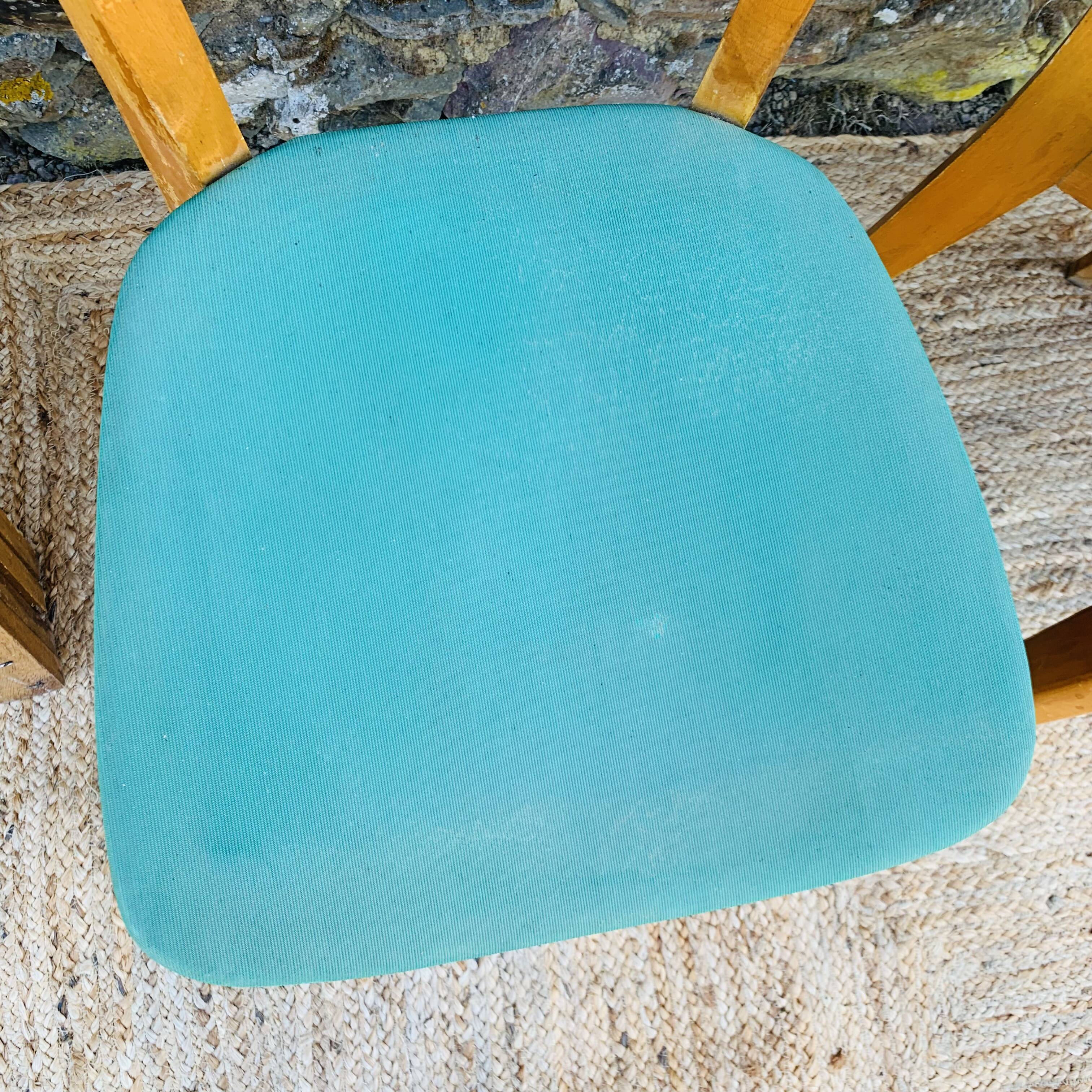 Set of 4 vinyl and wood chairs