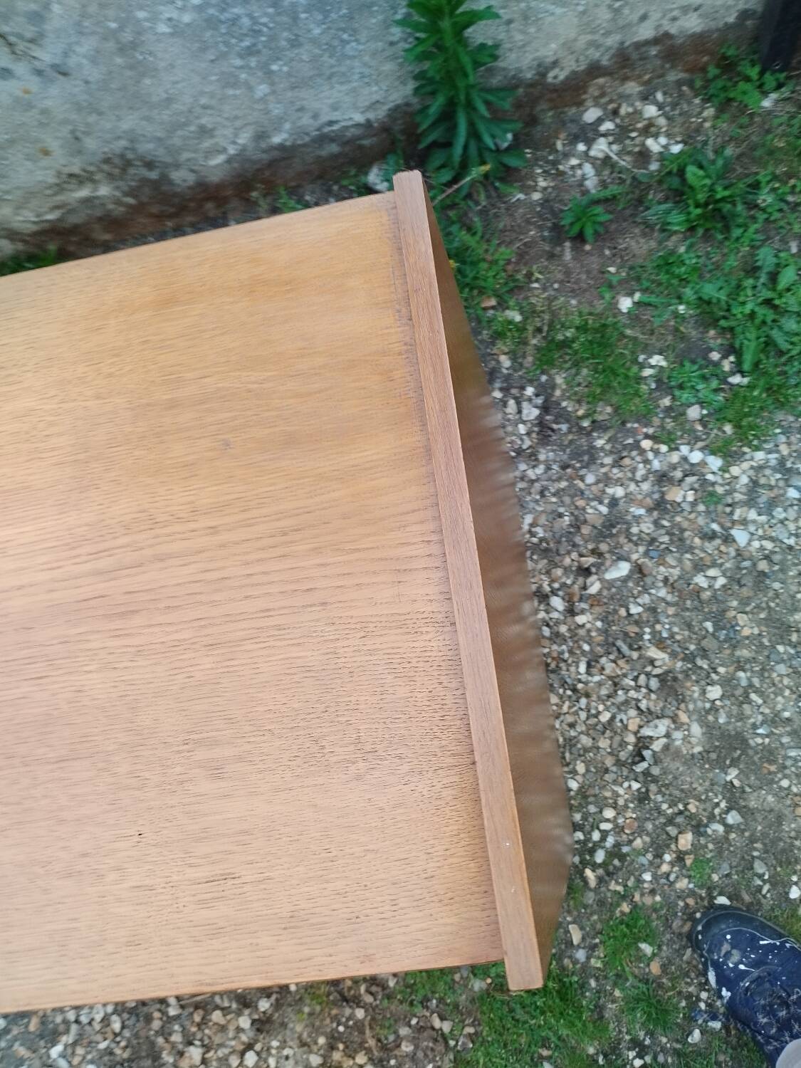 Commode en rotin ancien vintage pieds compas