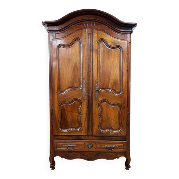 Large Louis XV walnut wardrobe, 19th century