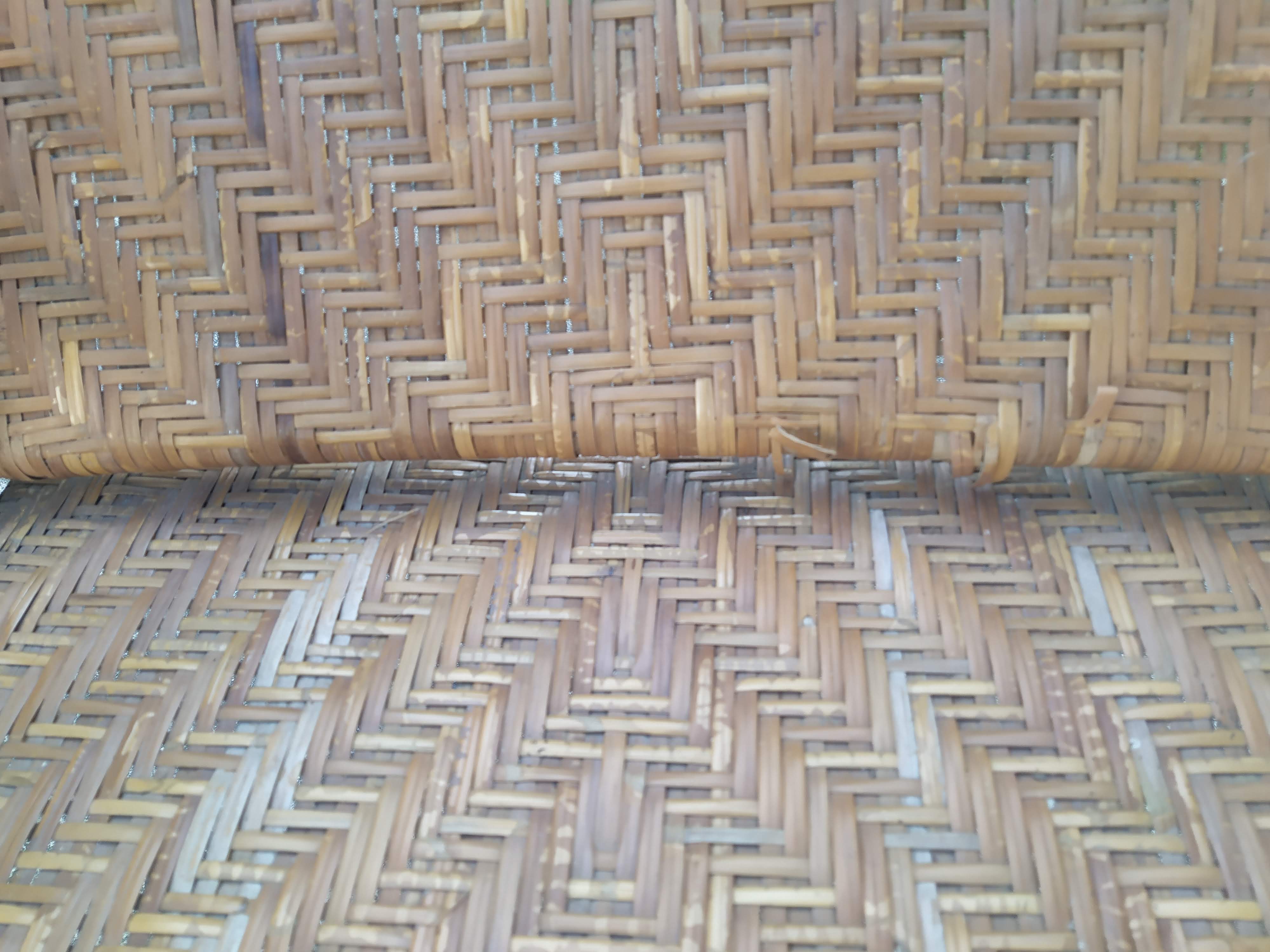 Former rattan and bamboo lounge chair in 1920