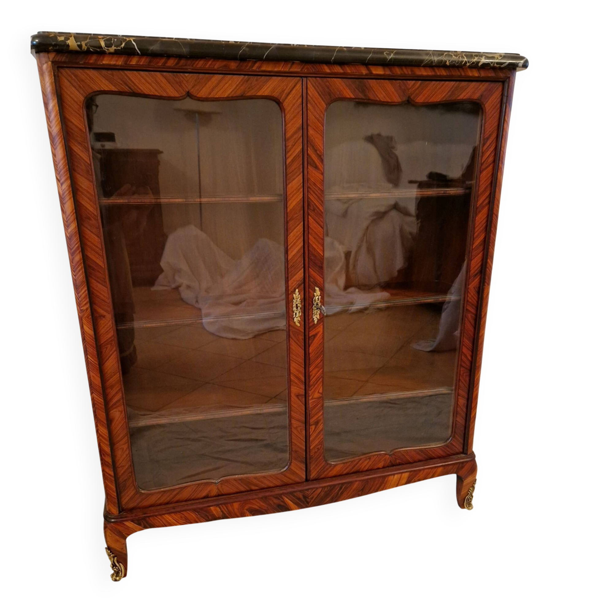 Napoleon III display cabinet in marquetry, Louis XV style, black marble, gilded bronze.