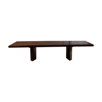 Table de salle à manger en bois palissandre vernis