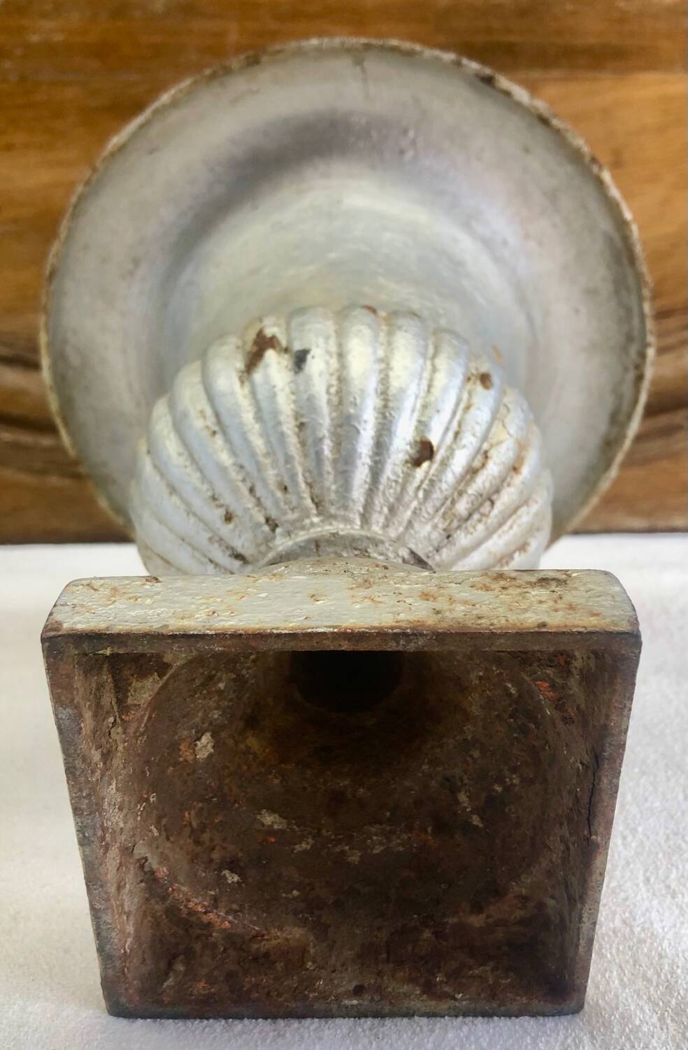 Medici vase cast iron 19th century