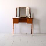 Scandinavian dressing table with mirror