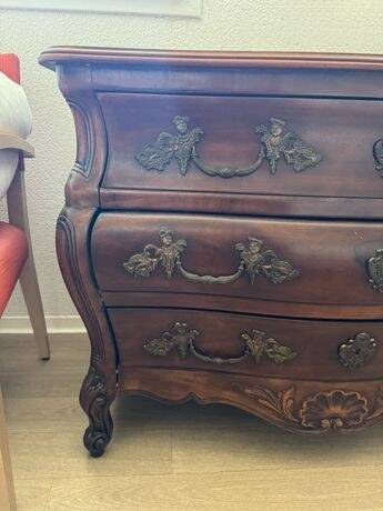 Commode antique