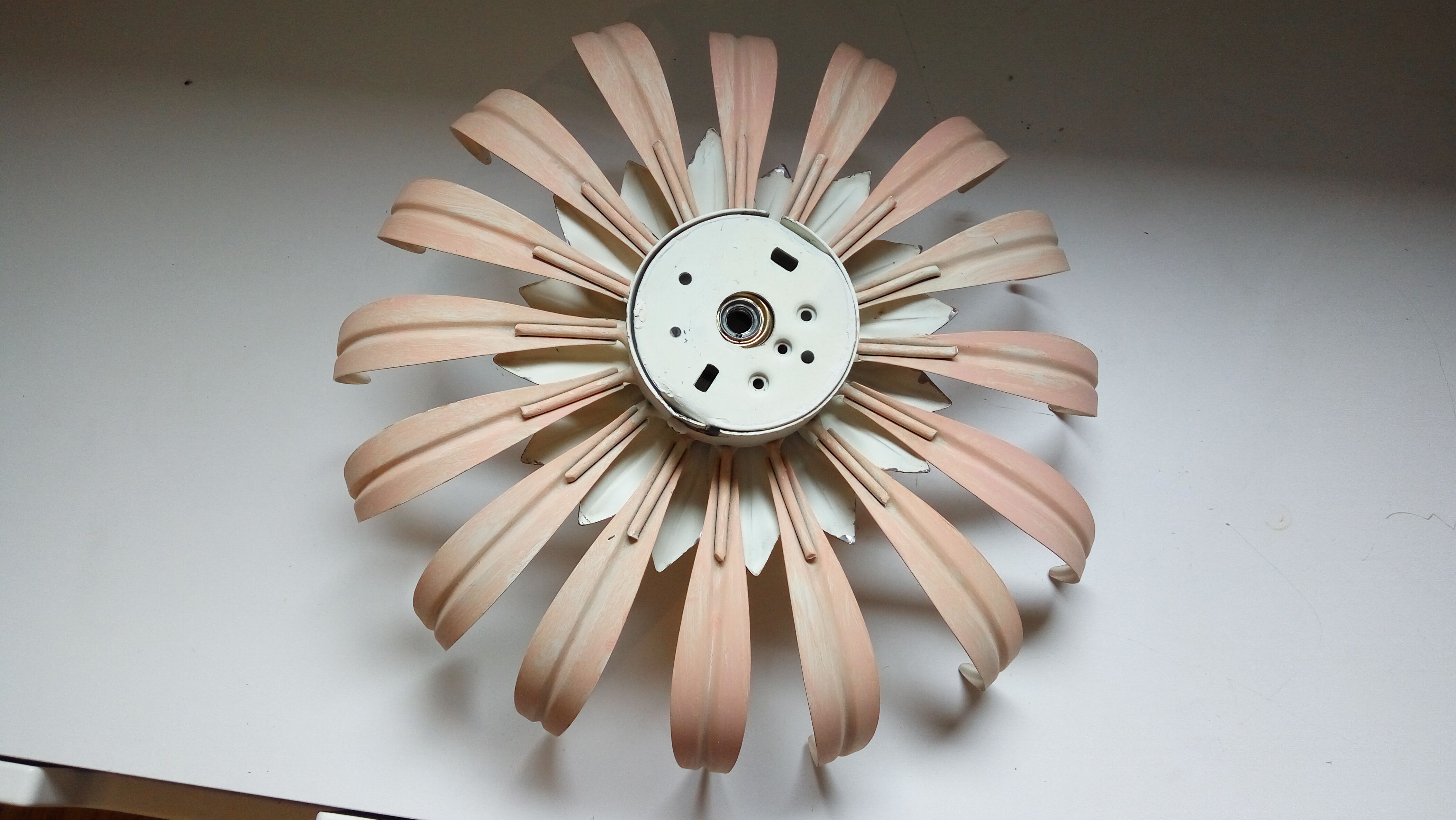 Wall lamp flower vintage