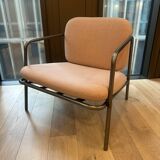 Deadgood Working Lounge Chair, in pale pink fabric with metal base