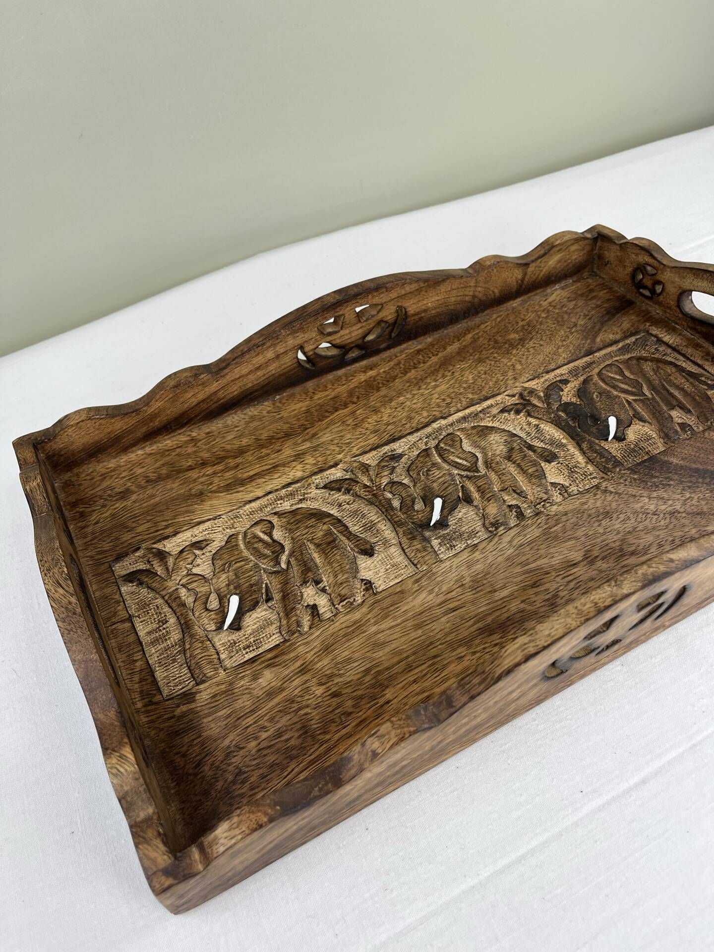 Vintage decorative wooden plateau – elephant frieze