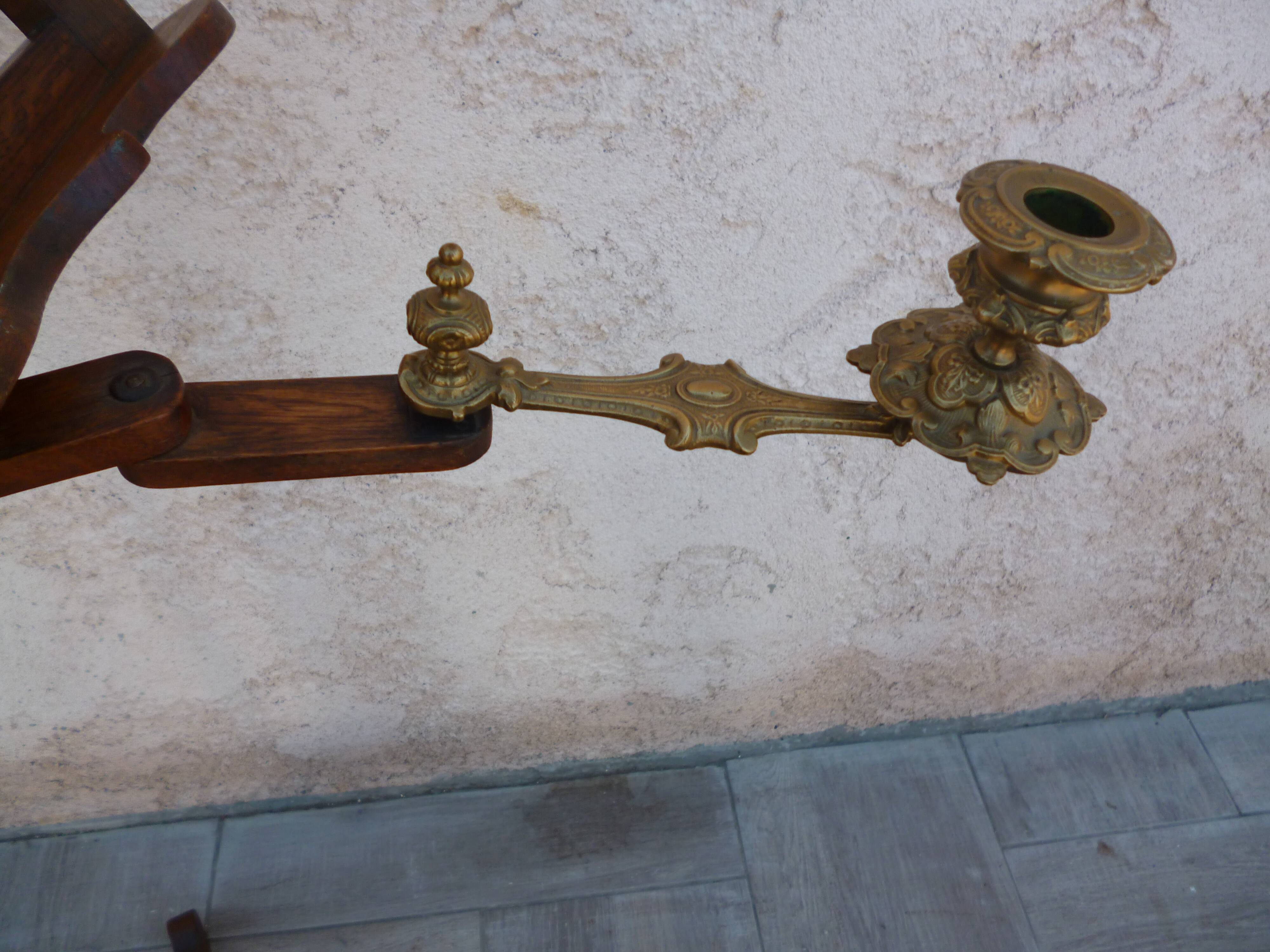 Wooden swivel double led with 19th century candlesticks