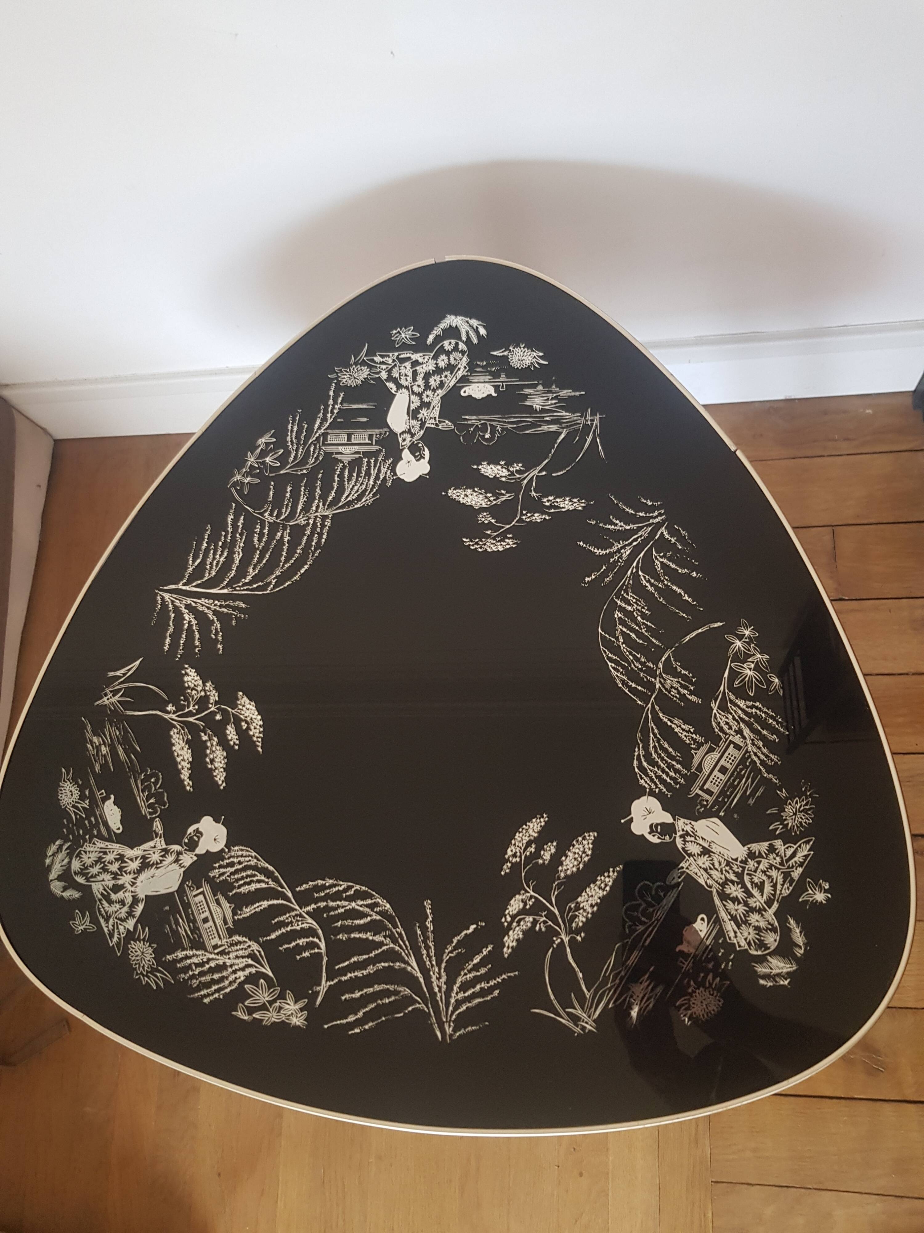 Table basse tripode Art Déco