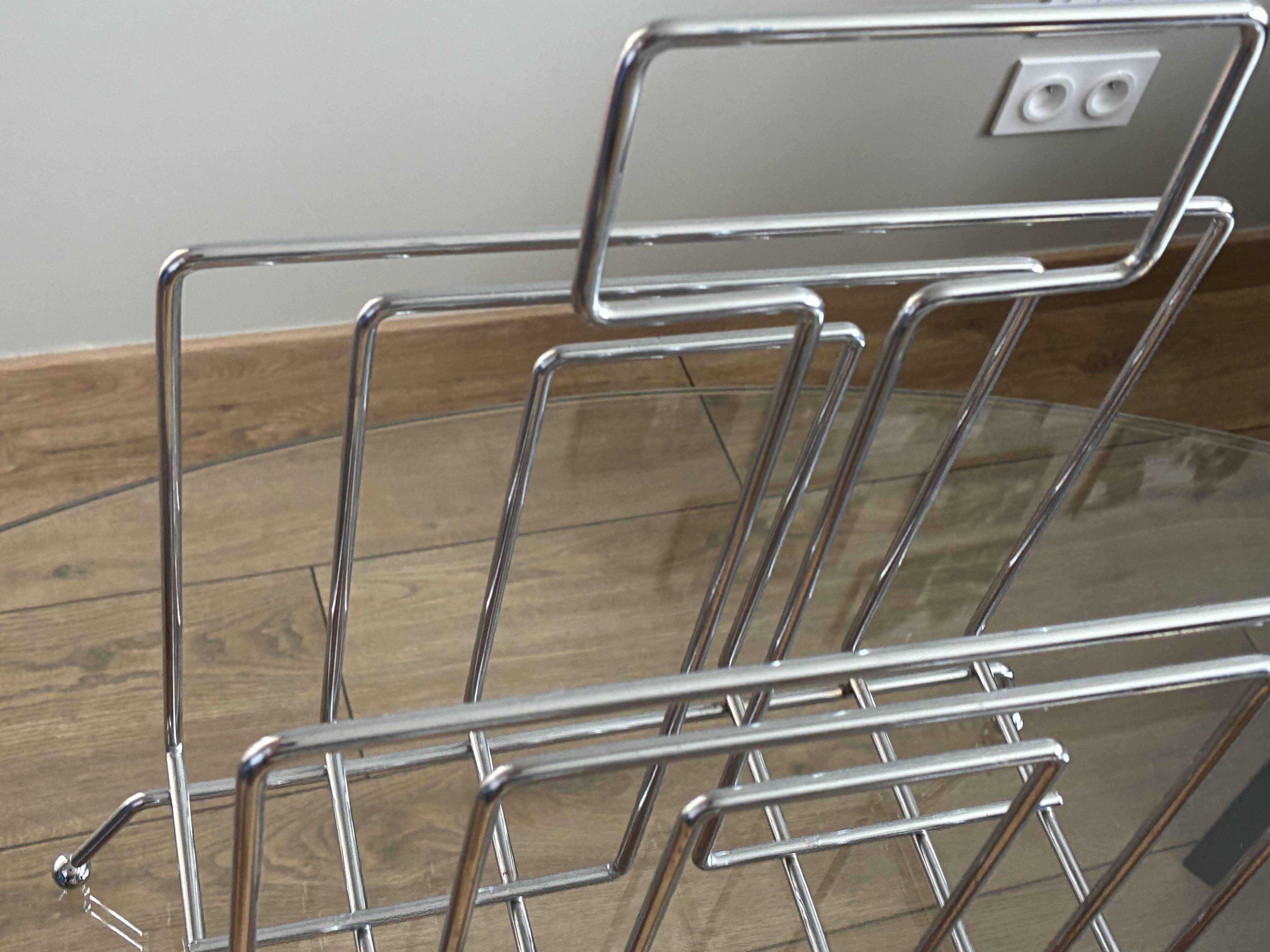 Vintage chrome magazine rack, 70s design - mid-century / space age style