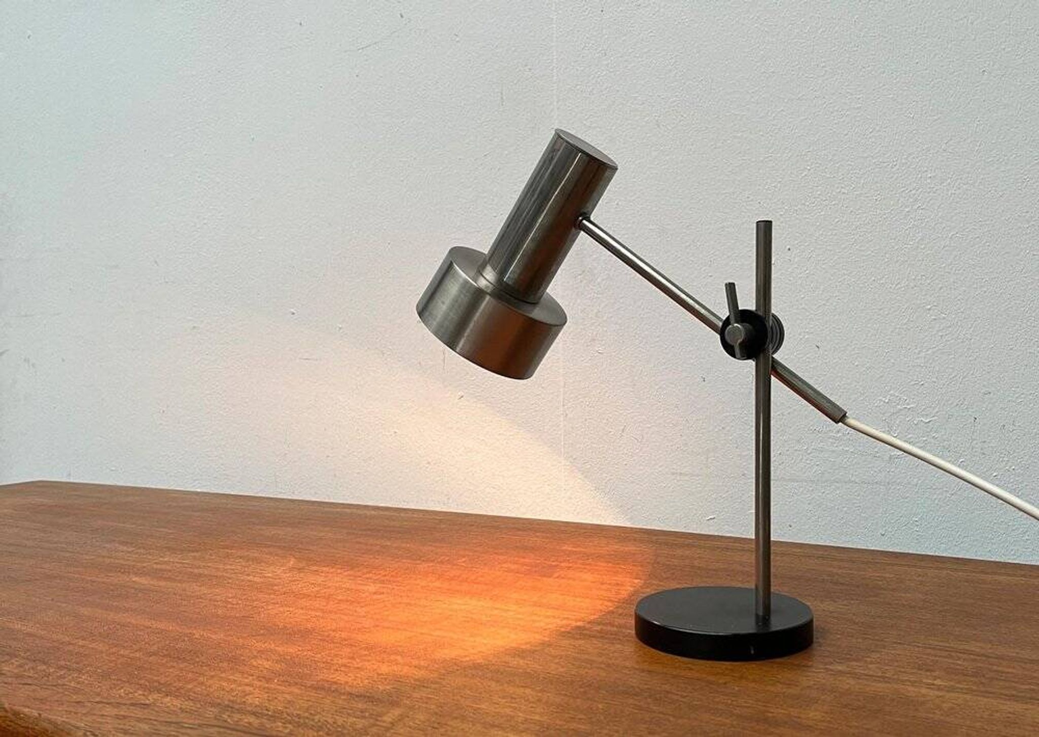 Lampe de table minimaliste milieu du siècle, années 1960