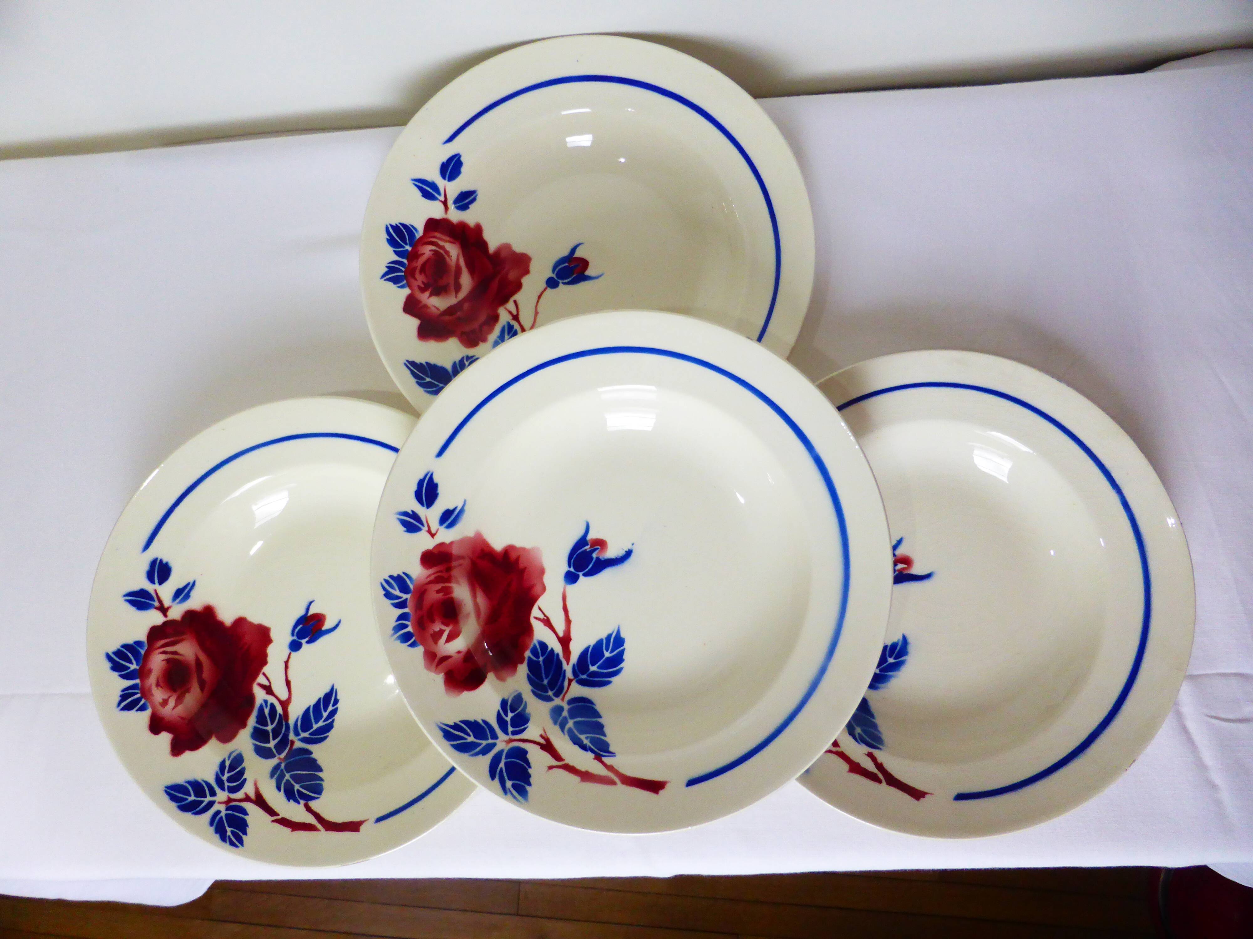 4 vintage deep plates from K&G Luneville model Chantal 220516