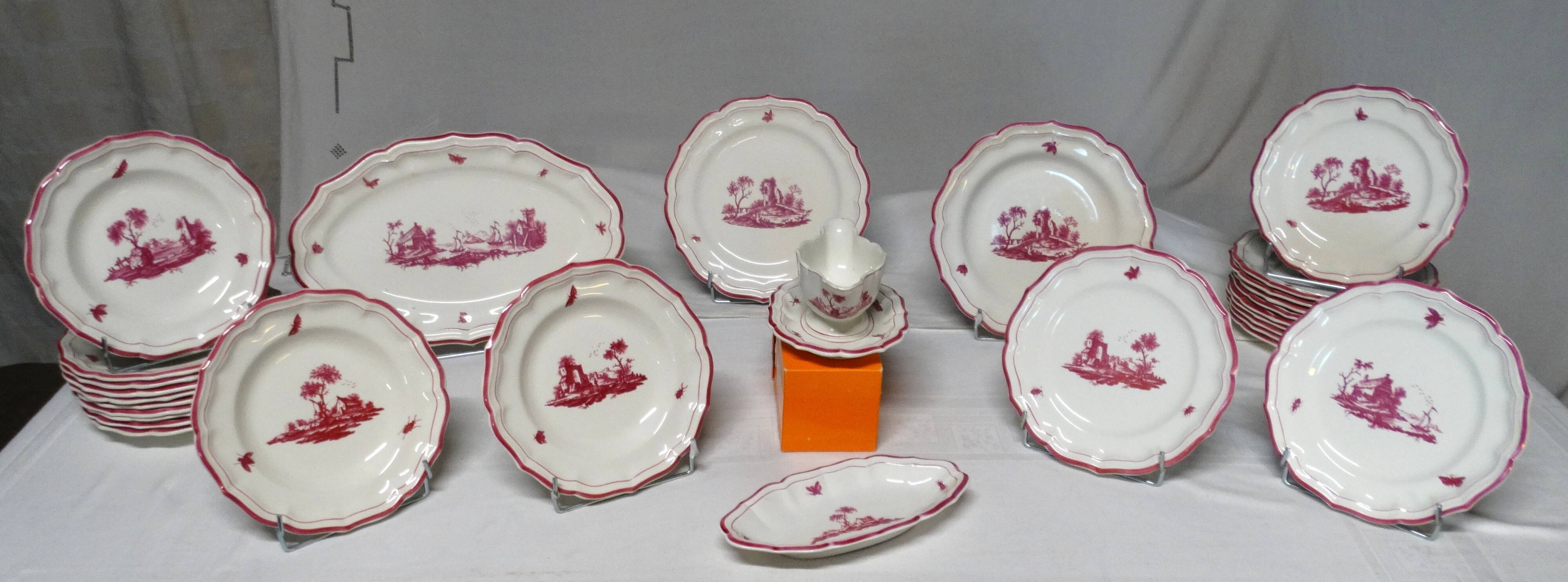 GIEN factory. Earthenware service called "landscapes". 29 pieces.