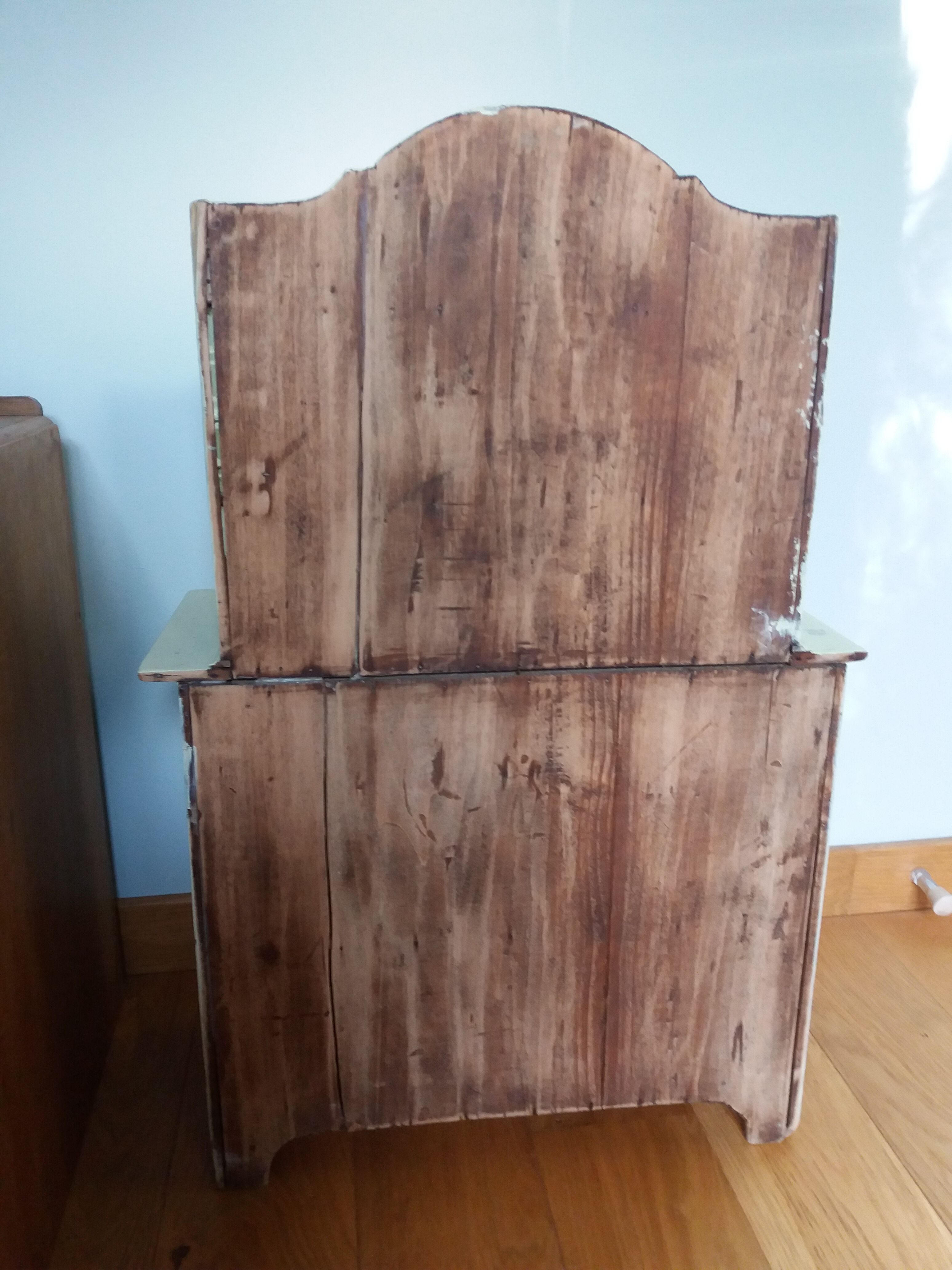 Children's buffet kitchen cabinet