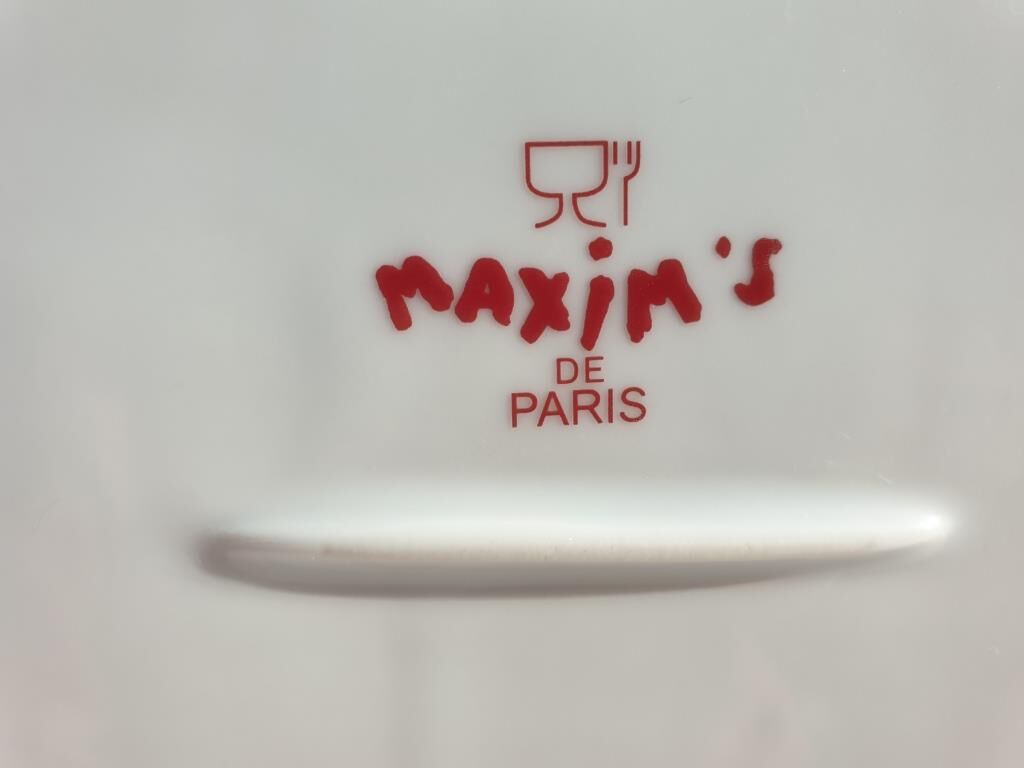 Porcelain cake dish Maxim's Paris