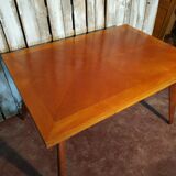 Scandinavian table