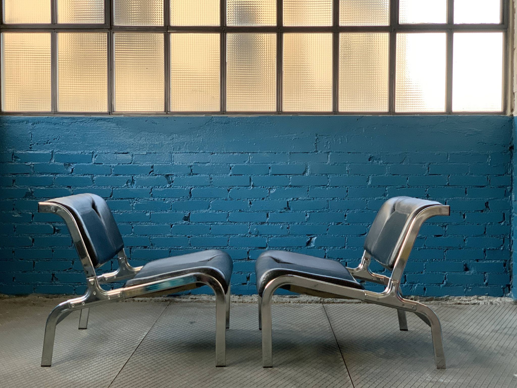 Pair of Whist chairs by Olivier Mourgue 2nd edition Airborne 1964