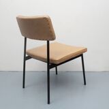 Chaise années 1950 en simili cuir beige