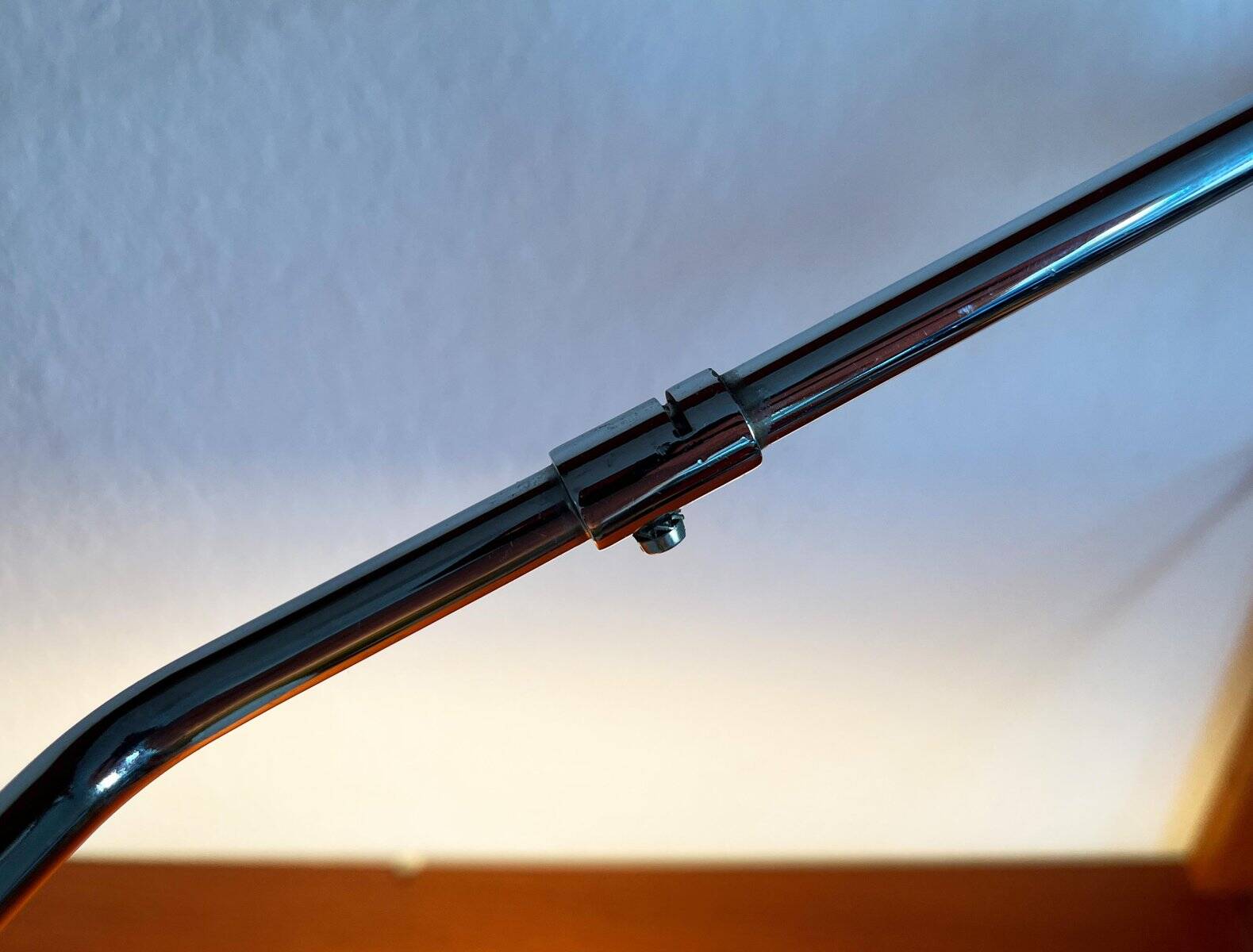 Mid-century minimalist Swiss table lamp with a clamp by Rosemarie and Rico Baltensweiler for Baltensweiler, 1950s.