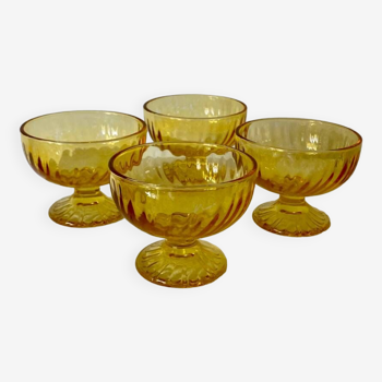 Set of 4 ice cream cups