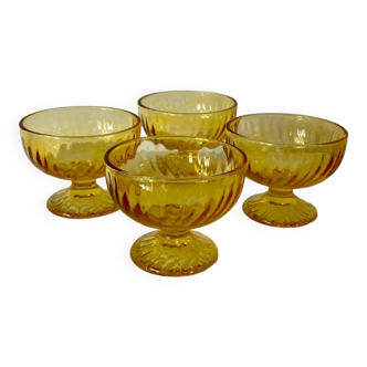 Set of 4 ice cream cups