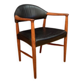 Armchair Model 223 designed by Kurt Olsen, Slagelse Mobelvaerk, Denmark, 1950s