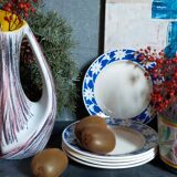 Five dessert plates of Badonviller with flowers