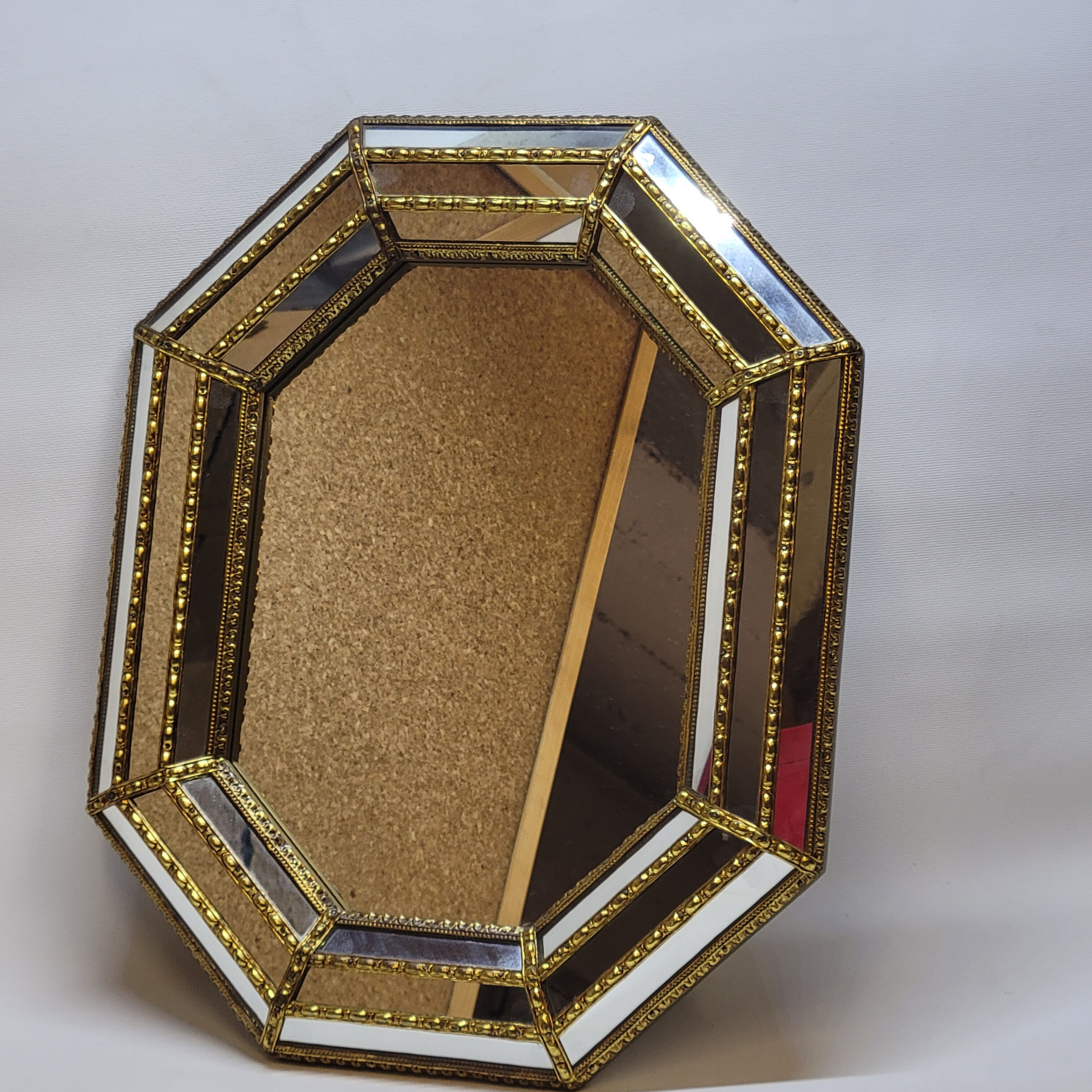Miroir Mural Octogonal A Facettes Orné De Laiton Style Vénitien