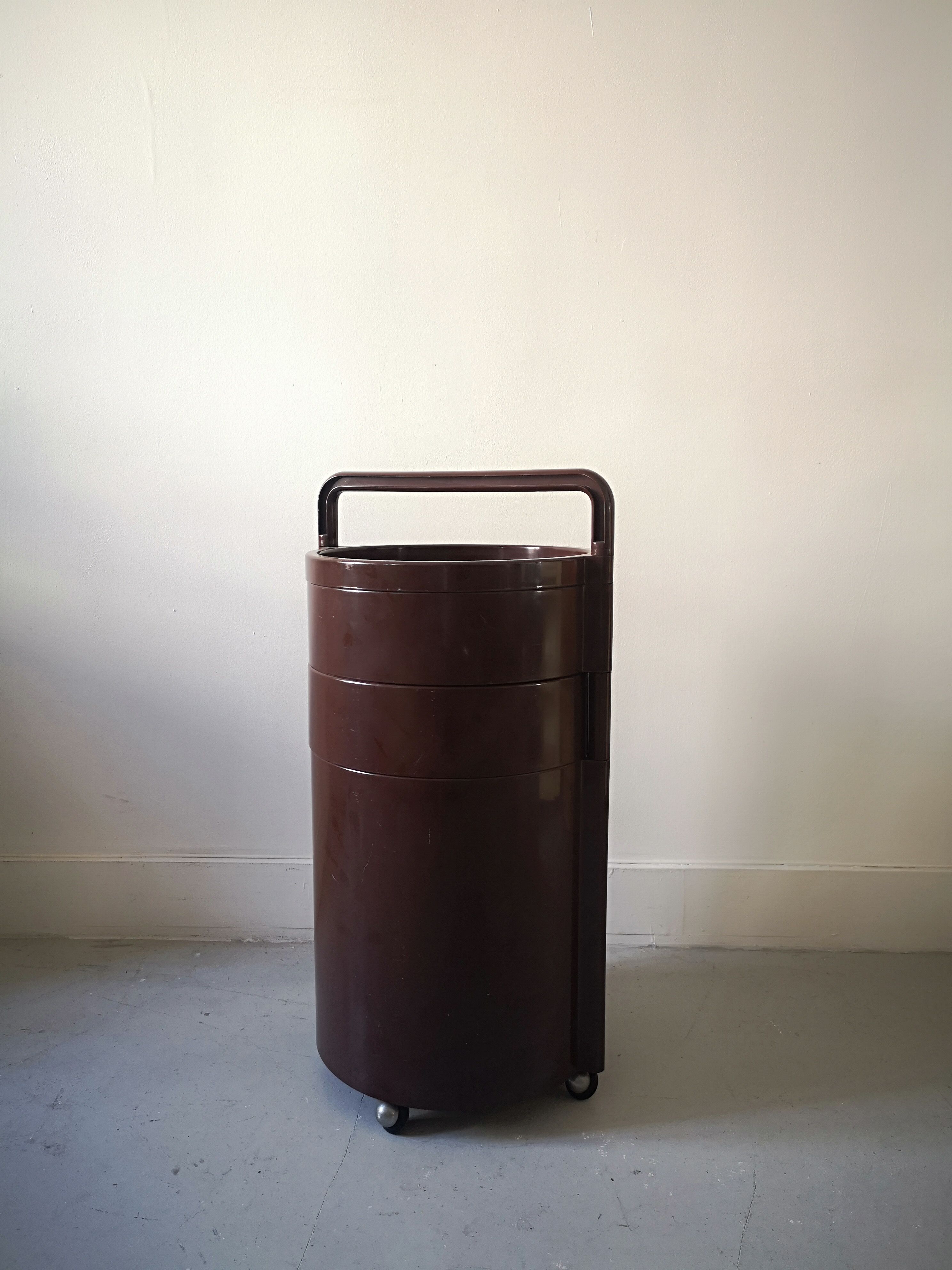 Componibili serving cabinet with Kartell wheel, 1970