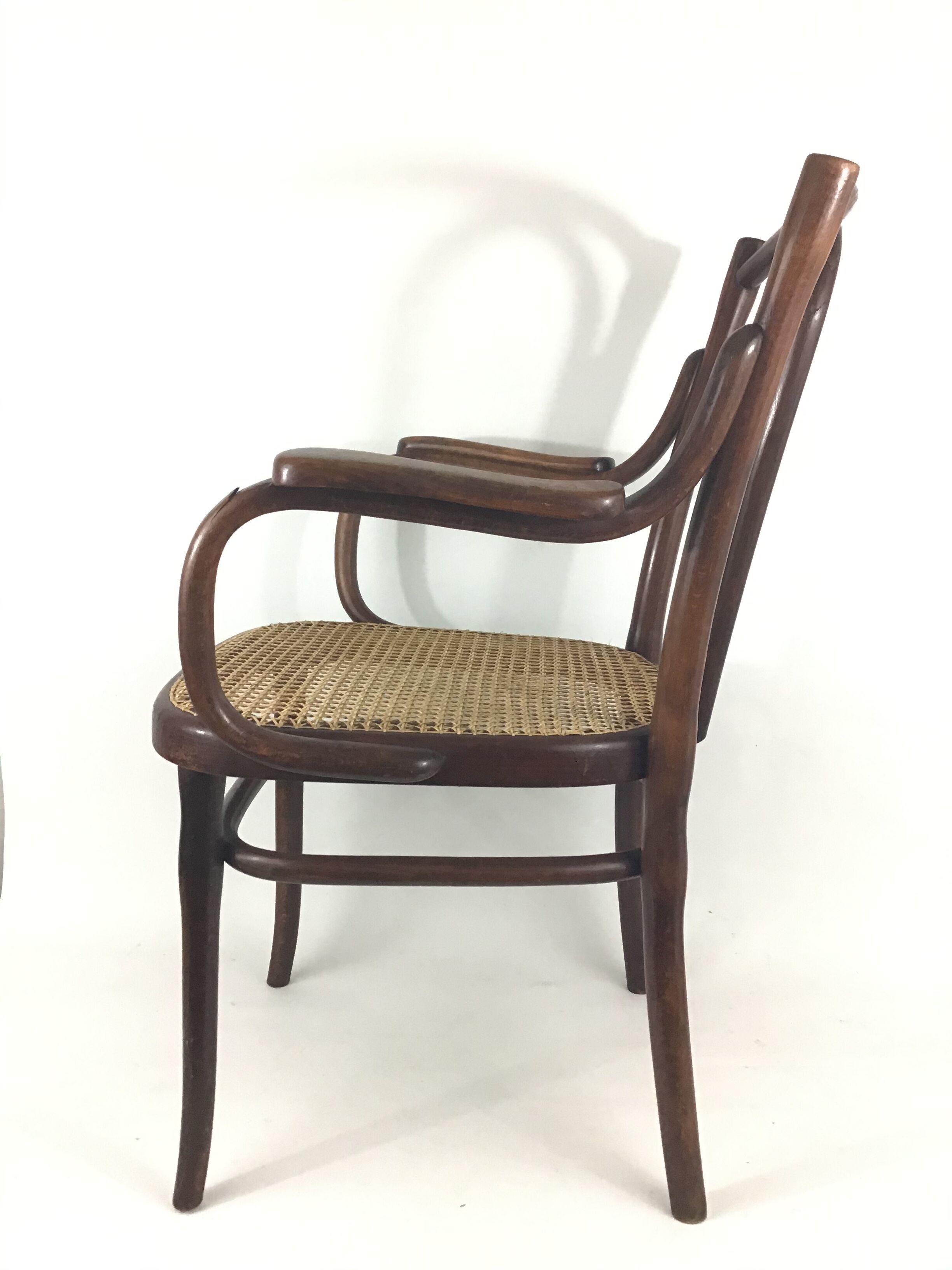 Thonet chair 11