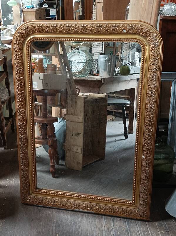 Mirror in wood 104x74cm