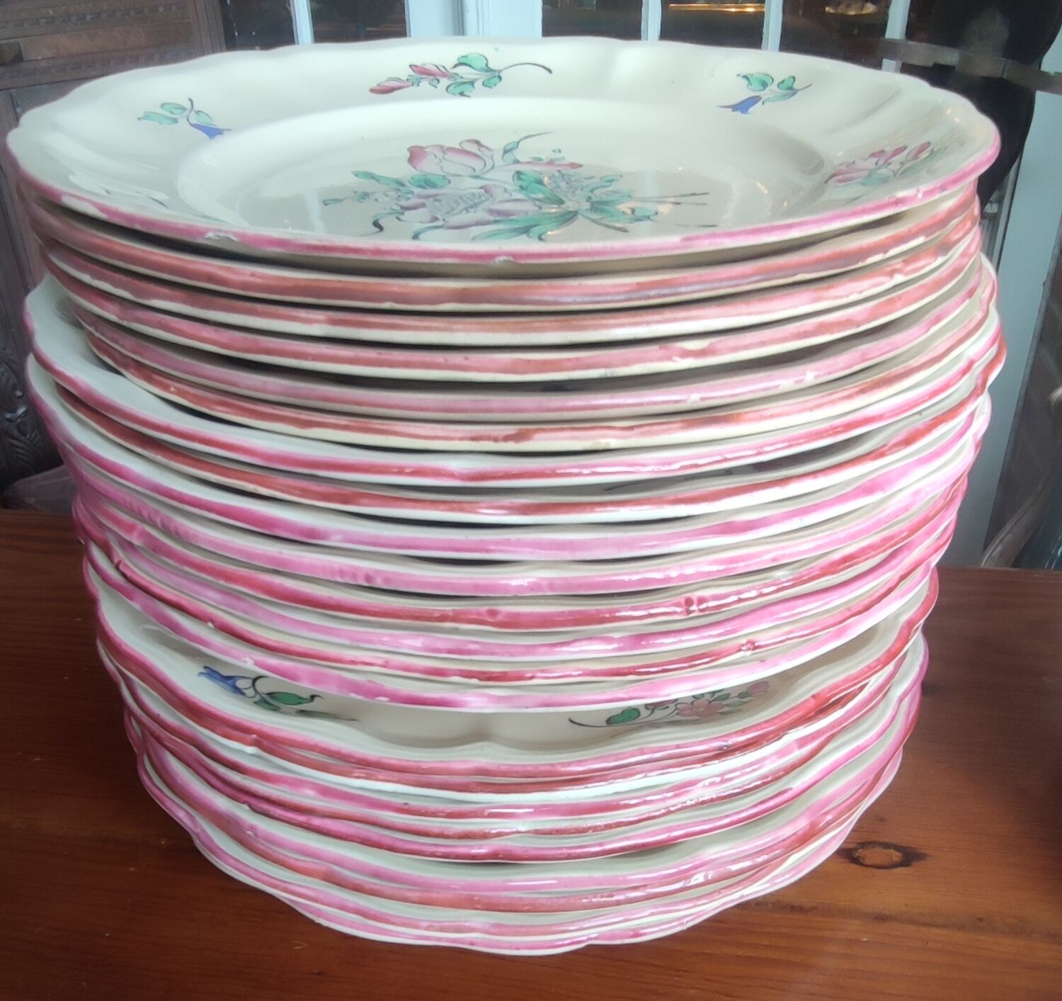 Old service dishes Lunéville floral decoration 29 pieces