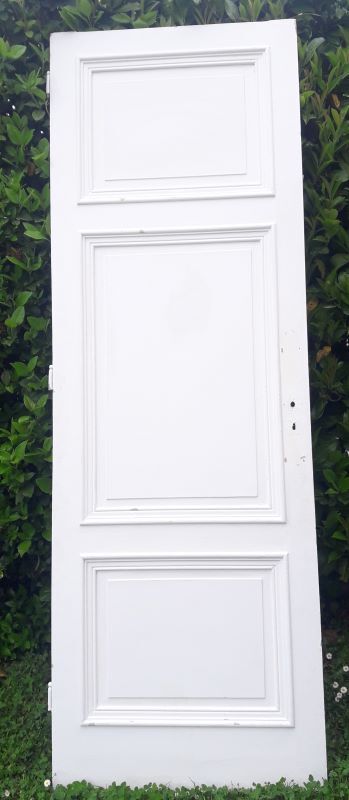 Molded door