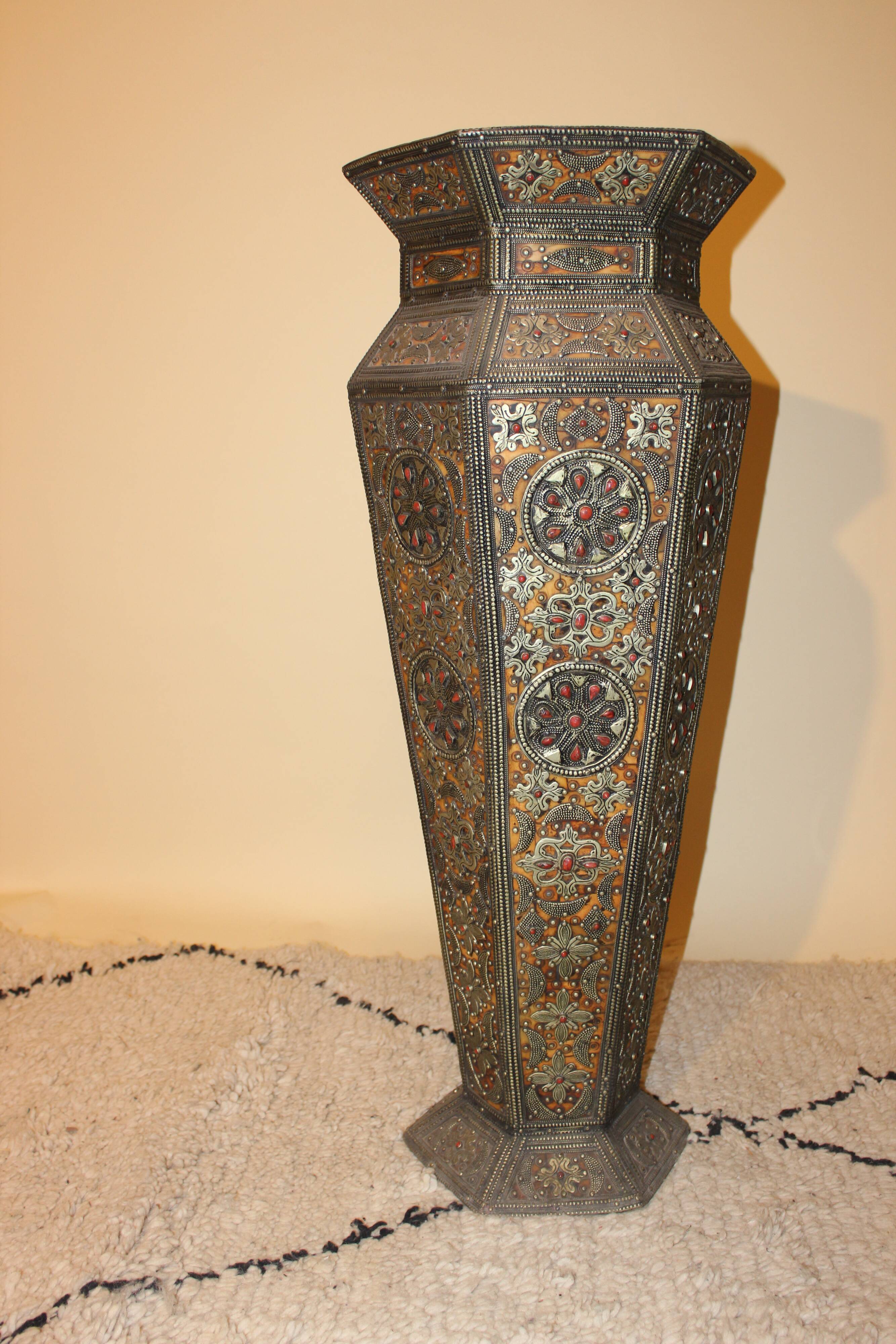 Wooden vase