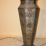 Vase en bois