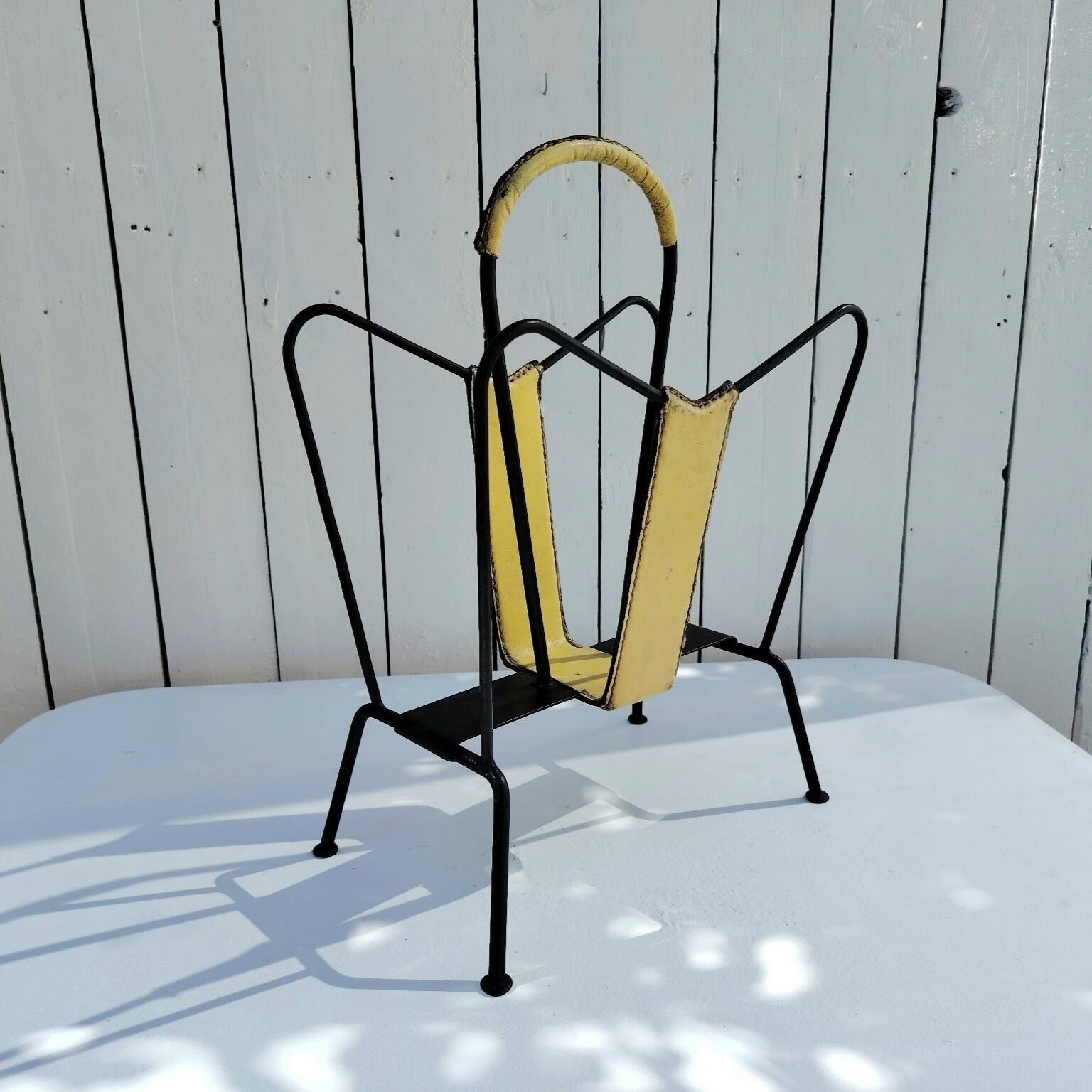 Porte revues métal et cuir, Jacques Adnet, vintage