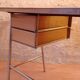 Petit bureau vintage en bois et métal